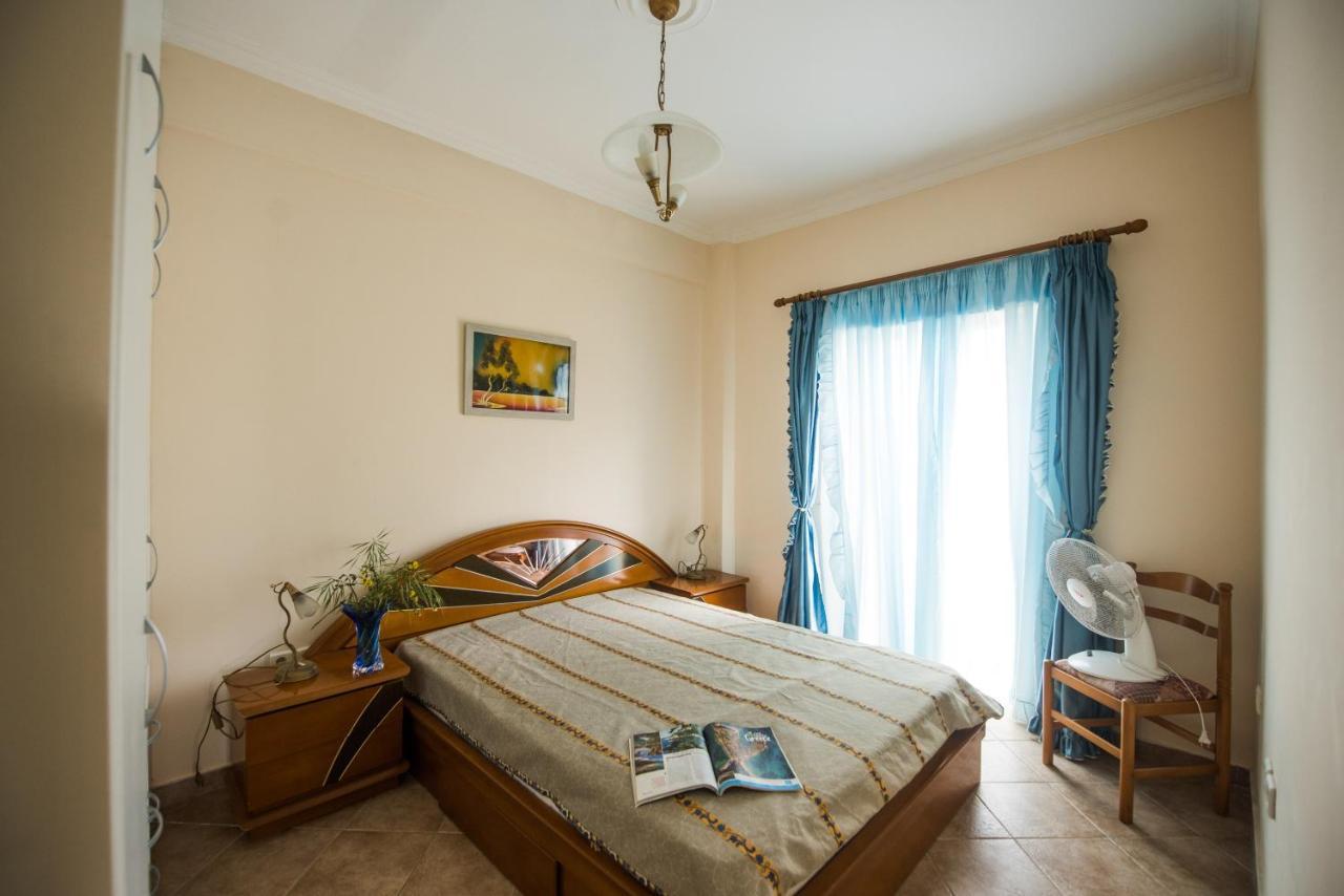 Pantelis Apartments Agios Georgios  Exterior foto